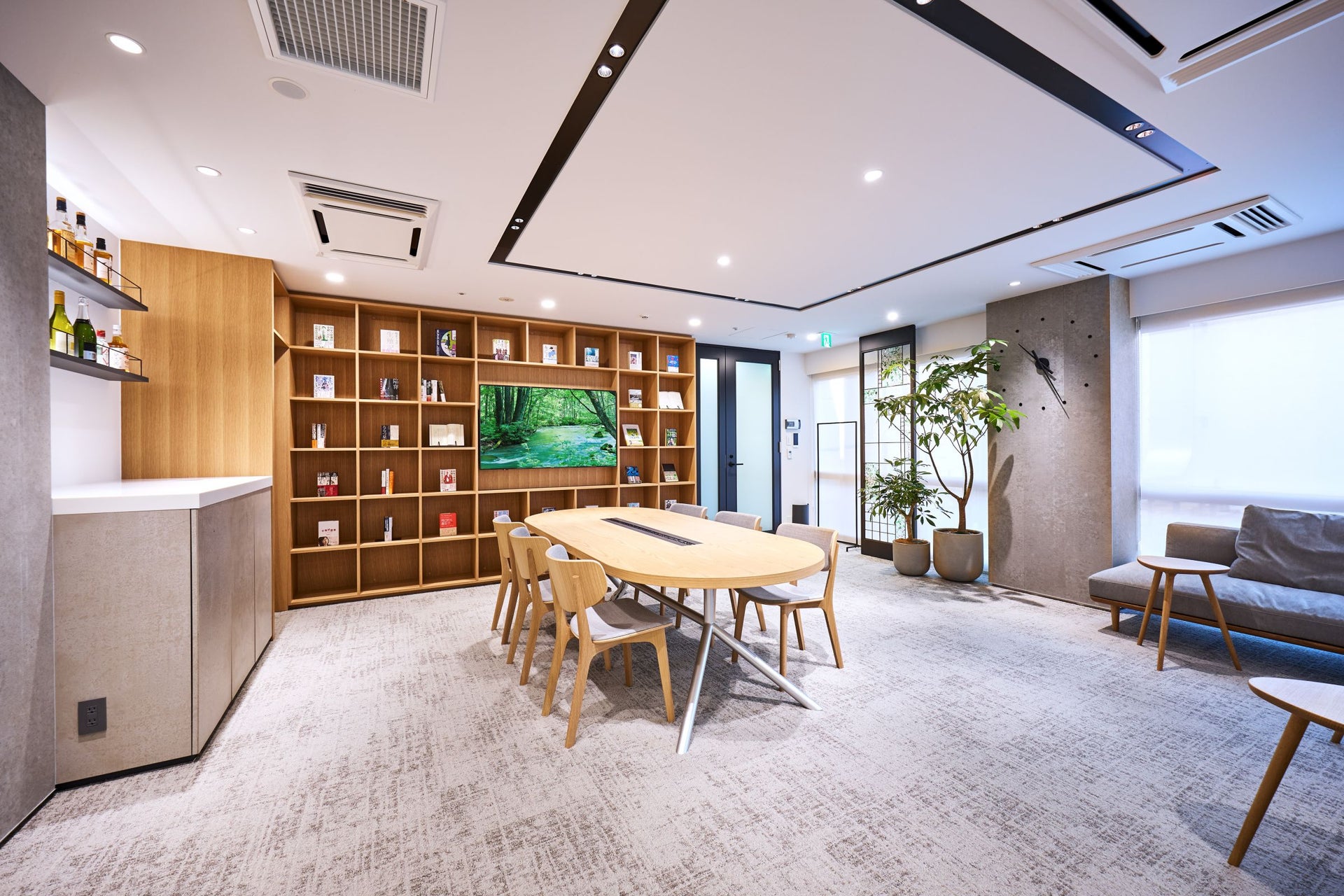 紀伊國屋書店新宿本店9階 サロン1